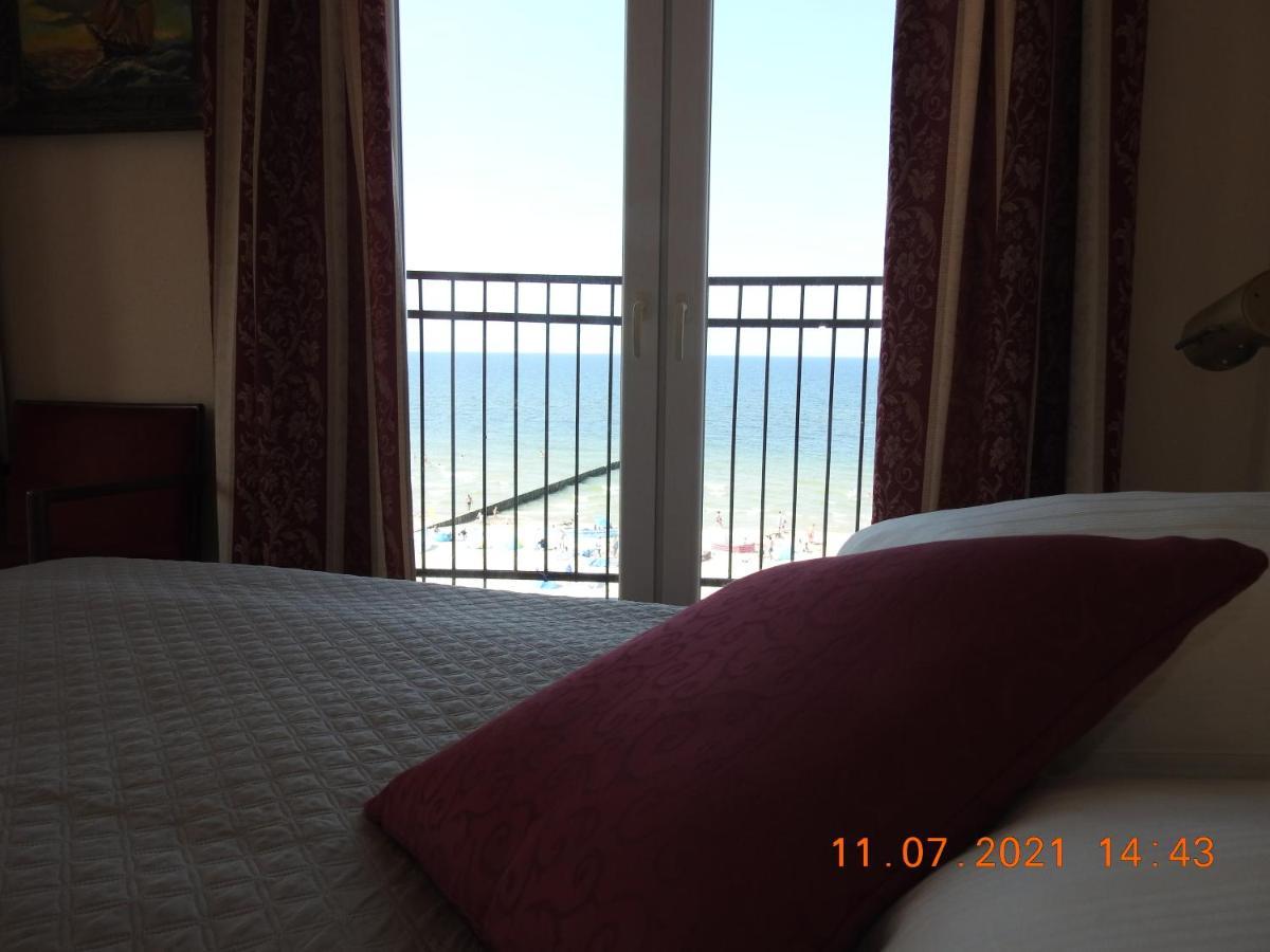Baltyk Nad Morzem-Przy Plazy Bed & Breakfast Niechorze Exterior photo